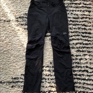 REI HIKING PANTS